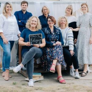 DSC_2887 Lehrerteam der GS Mühlenbergschule Osloß bei Schulveranstaltung in entspannter Atmosphäre.